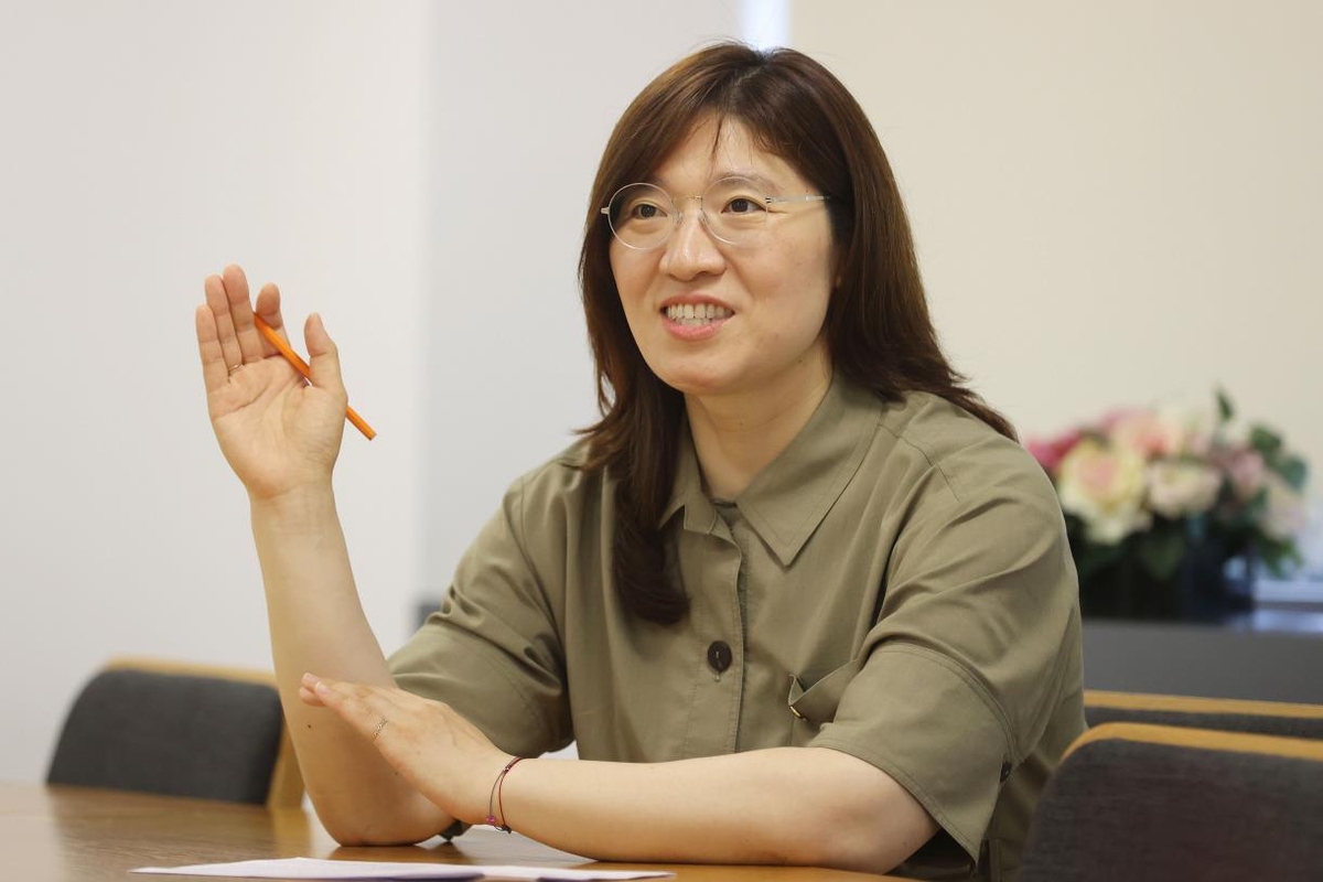 78场，范戴克追平主帅科曼代表荷兰国家队的出场次数