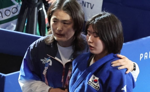 ✅少帅留下！爵士执行主教练哈迪第四年选项 过去两年68胜96负