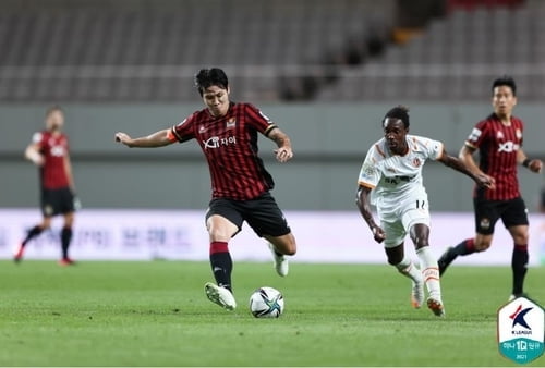 英超-曼联2-1逆转布伦特福德 终结5场不胜！加纳乔霍伊伦建功