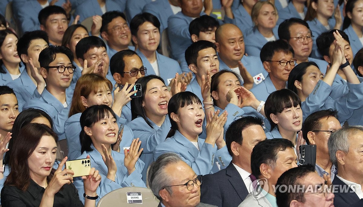 巴萨125周年庆典主要缺席人员名单：梅西、瓜帅、普约尔在列
