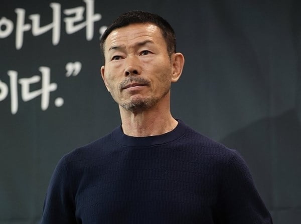 每体：弗里克想签坎特或格雷茨卡这种类型的B2B中场